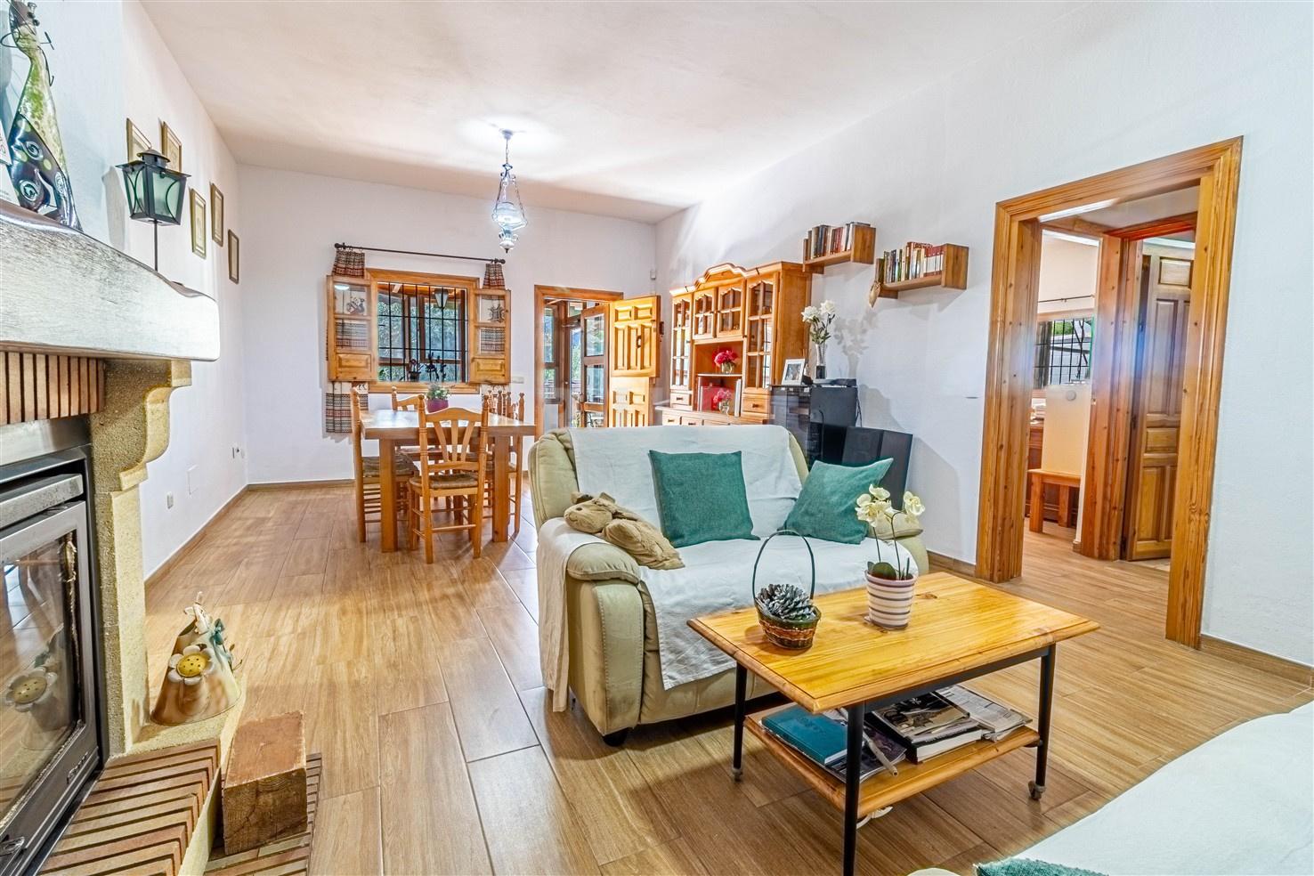 Villa for Sale in Órgiva