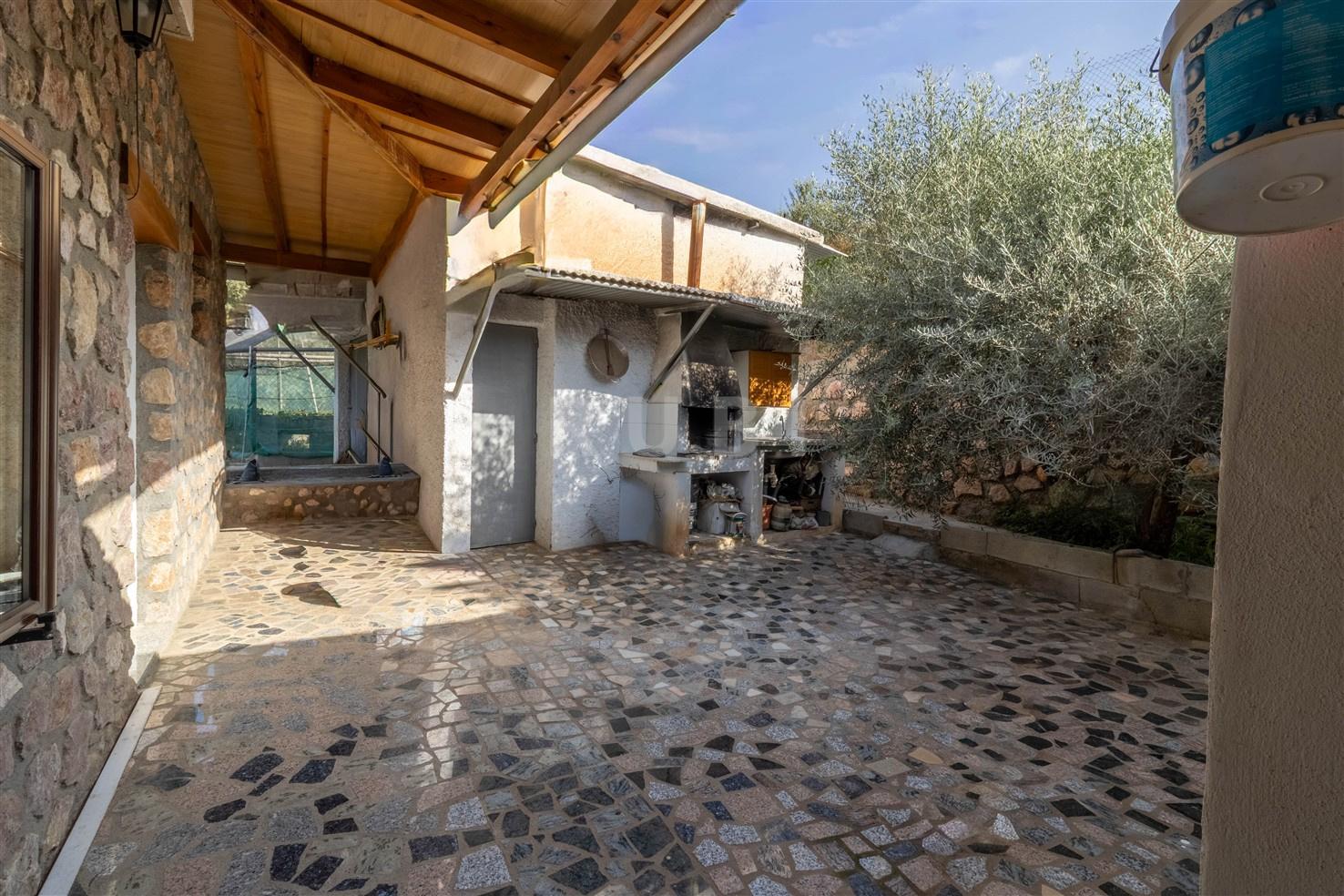 Villa for Sale in Órgiva