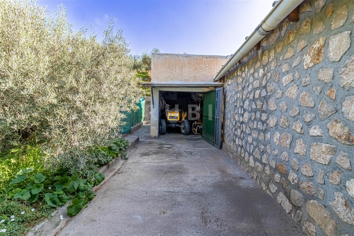 Villa for Sale in Órgiva