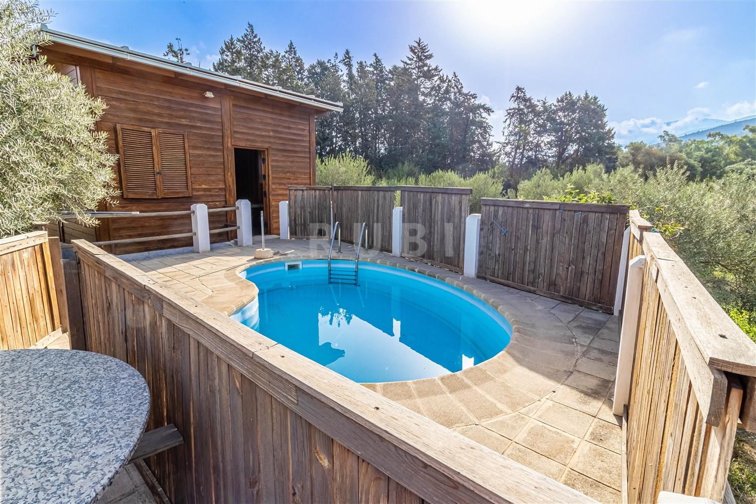 Villa for Sale in Órgiva
