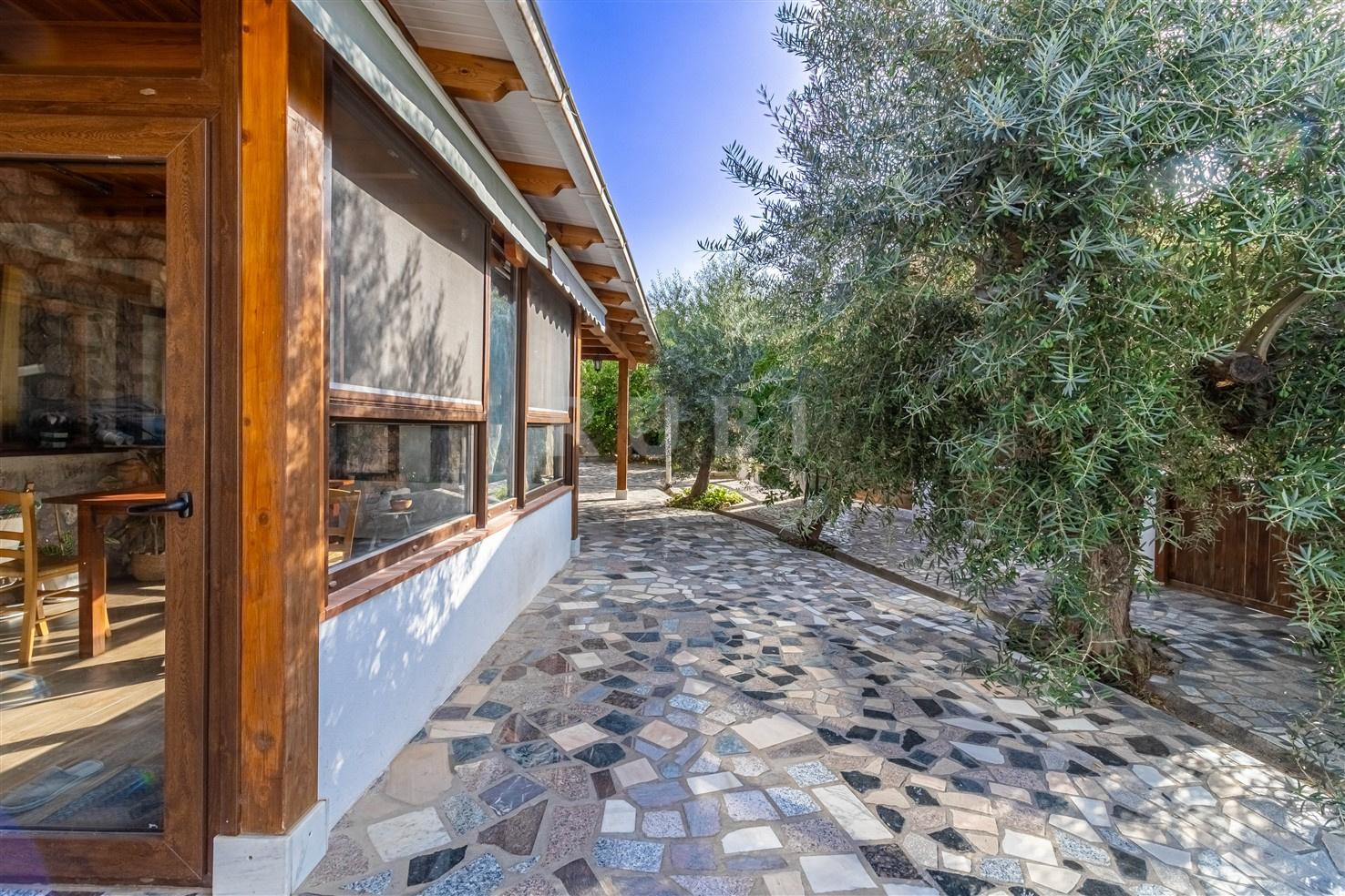 Villa for Sale in Órgiva