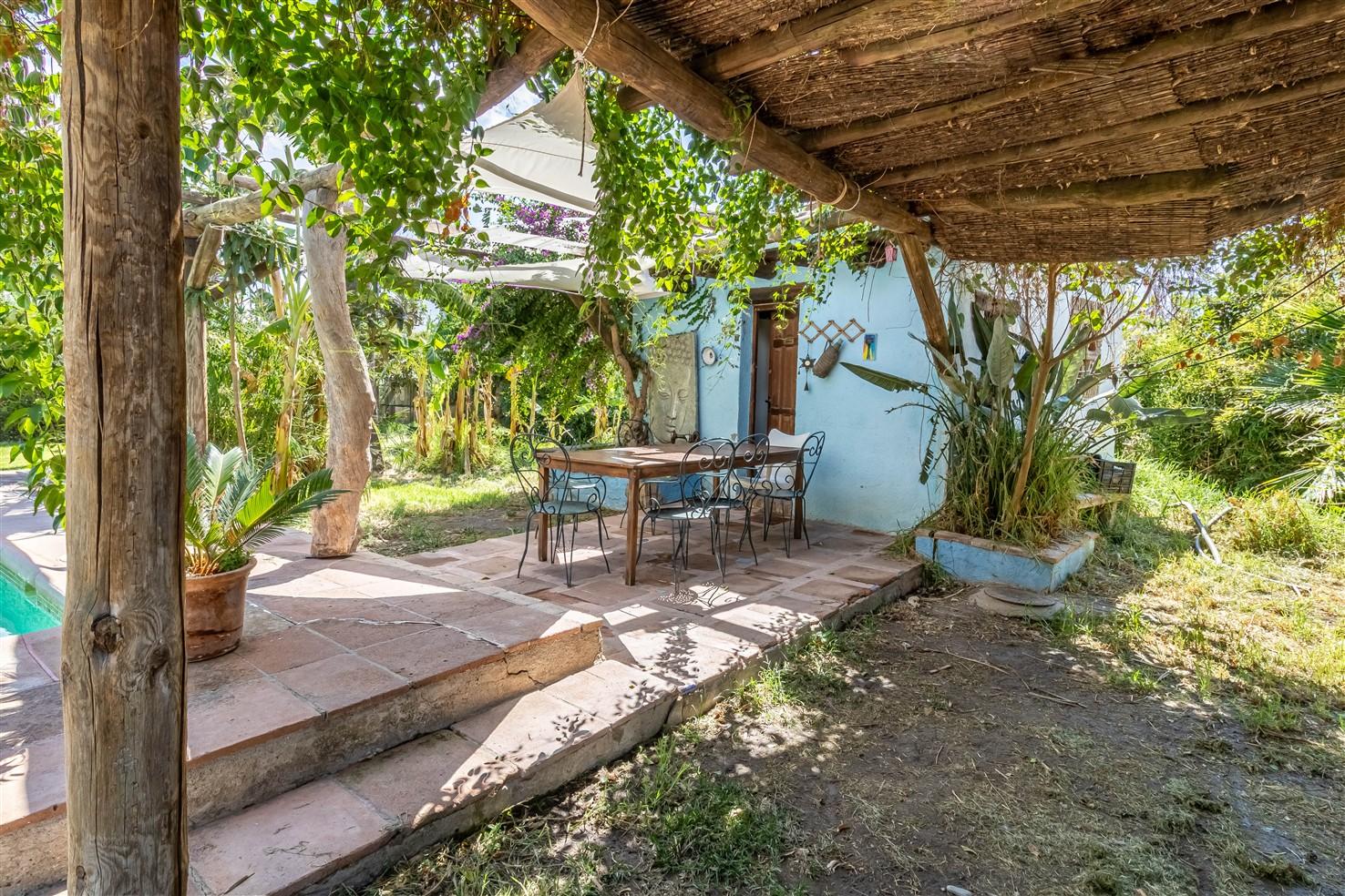 Villa for Sale in Órgiva