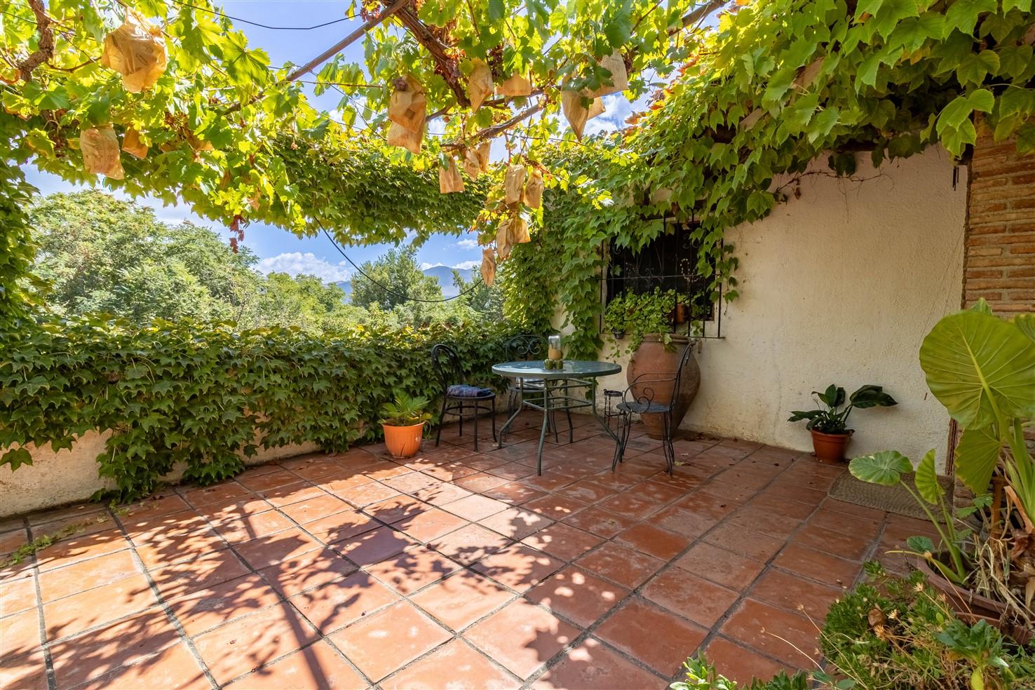 Villa for Sale in Órgiva