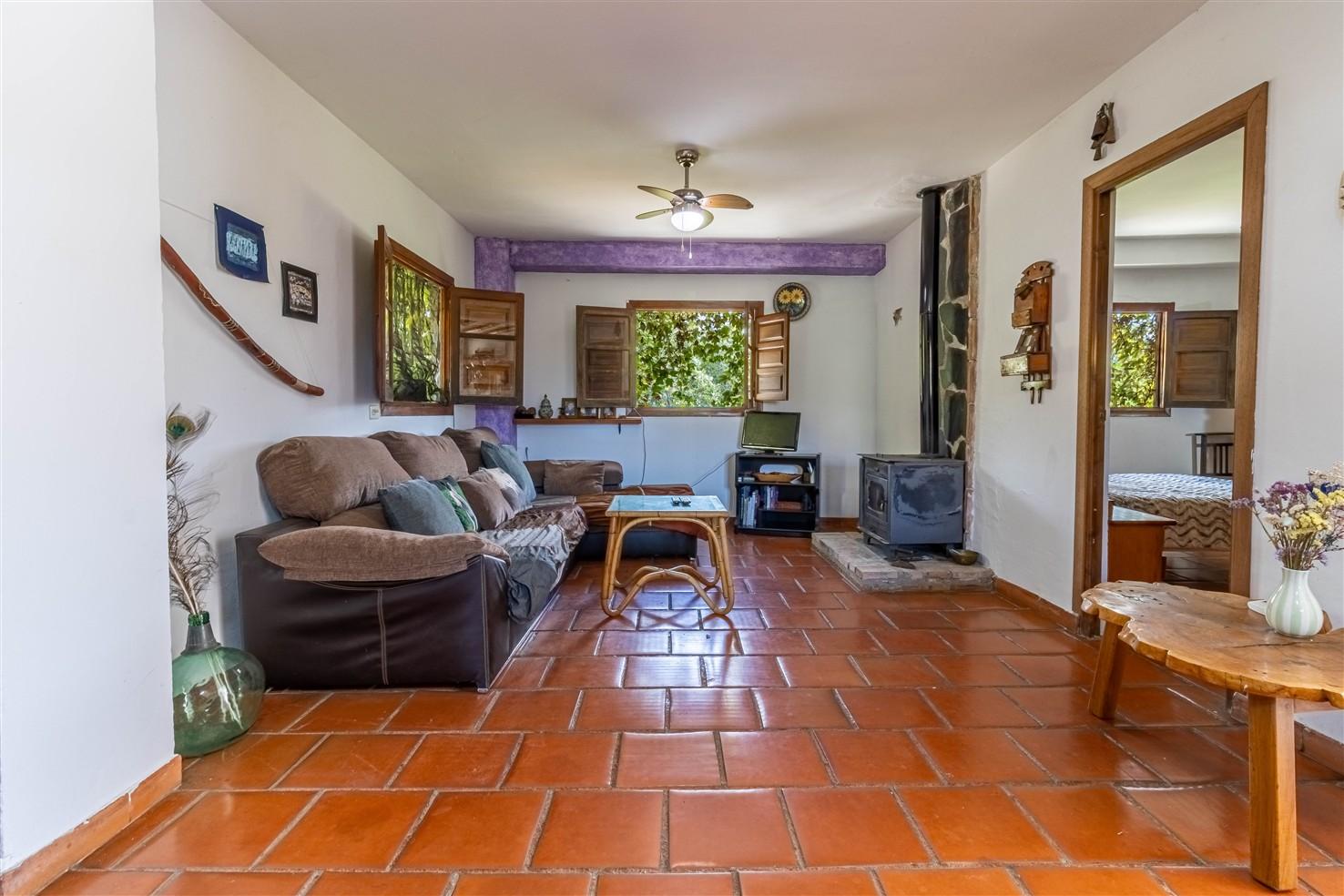 Villa for Sale in Órgiva