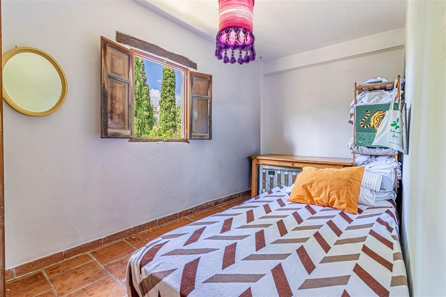 Villa for Sale in Órgiva