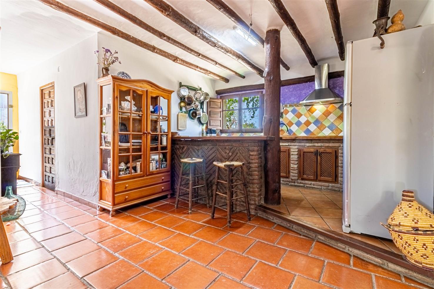 Villa for Sale in Órgiva