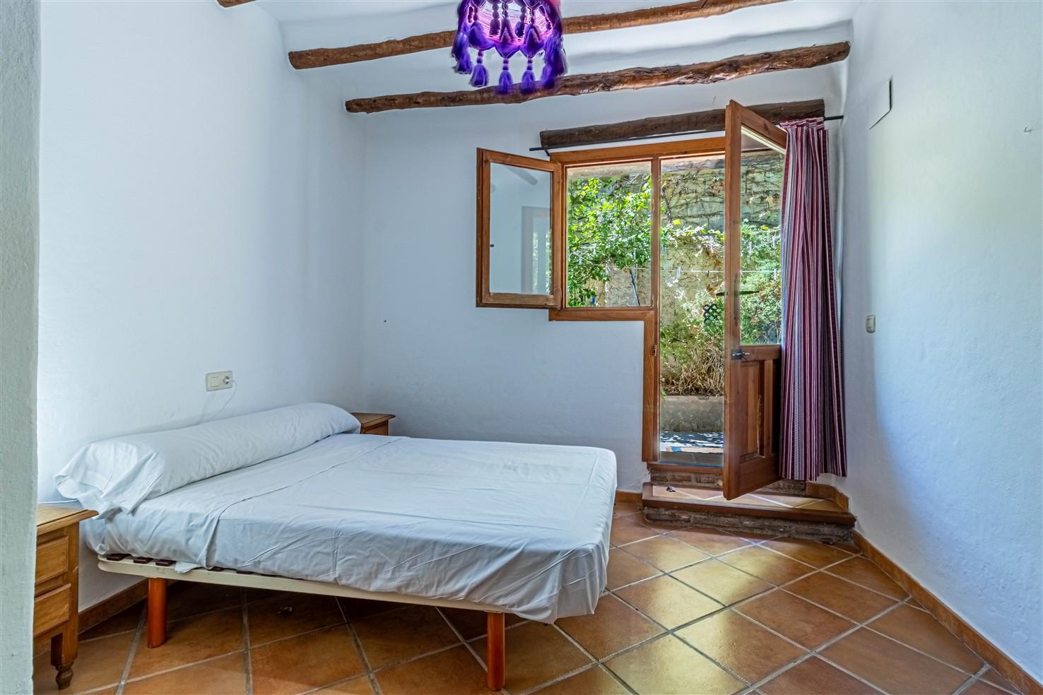 Villa for Sale in Órgiva