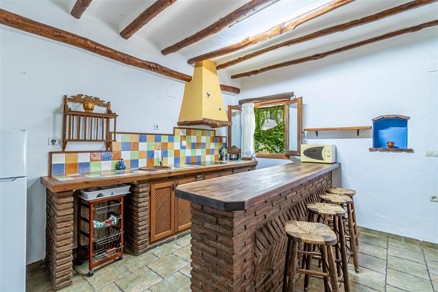 Villa for Sale in Órgiva