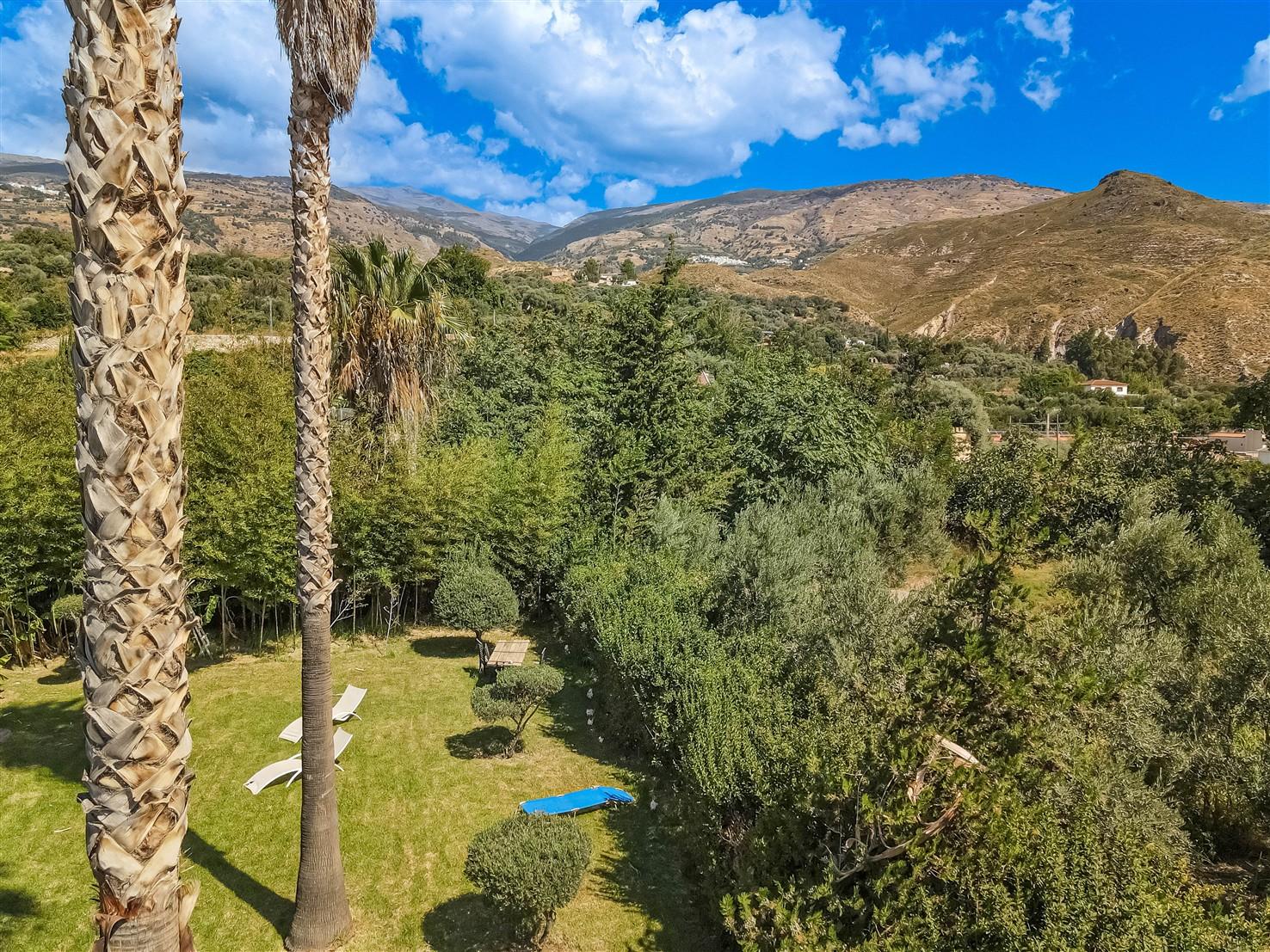 Villa for Sale in Órgiva