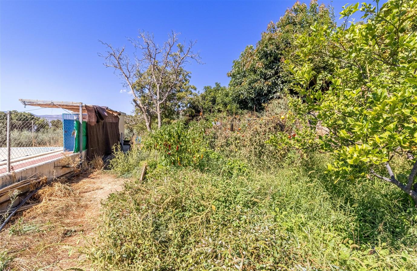 Villa for Sale in Lanjarón