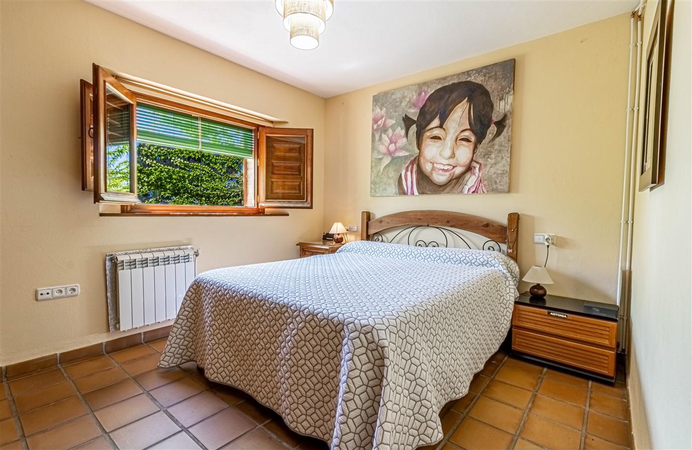 Villa for Sale in Lanjarón