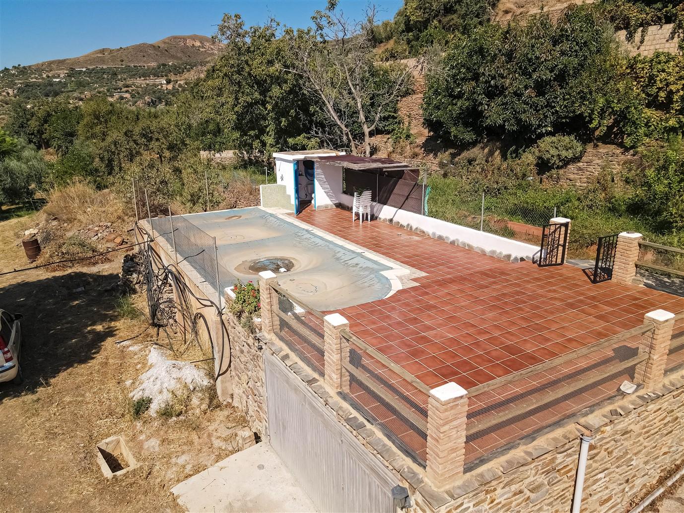 Villa for Sale in Lanjarón