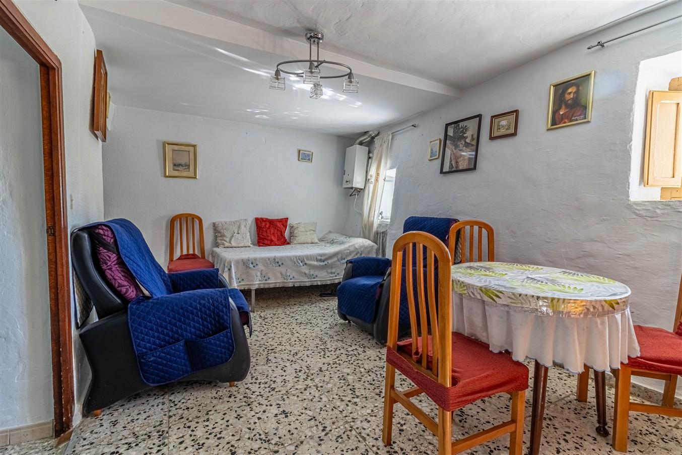 House for Sale in Órgiva