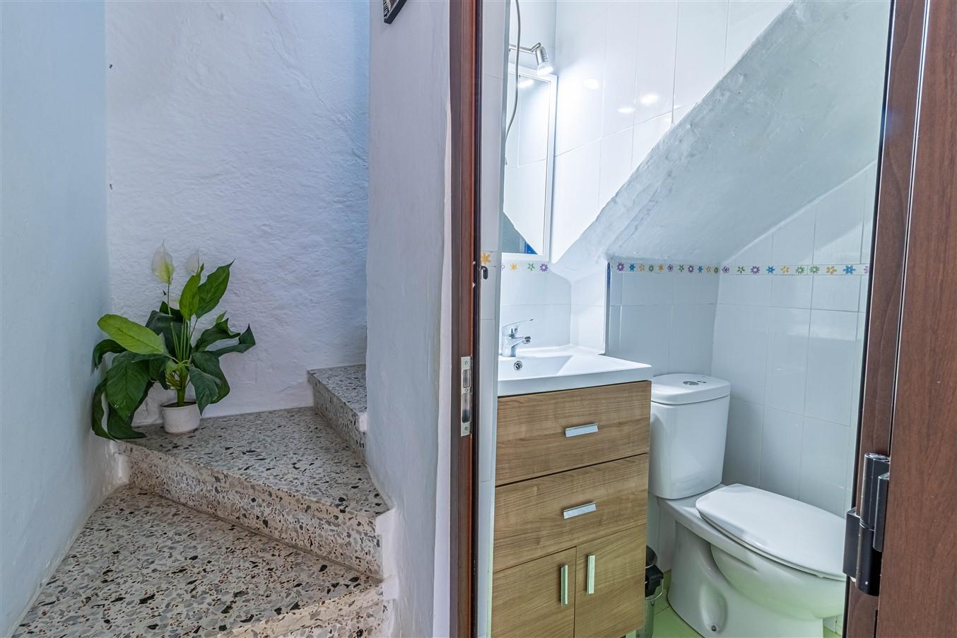 House for Sale in Órgiva