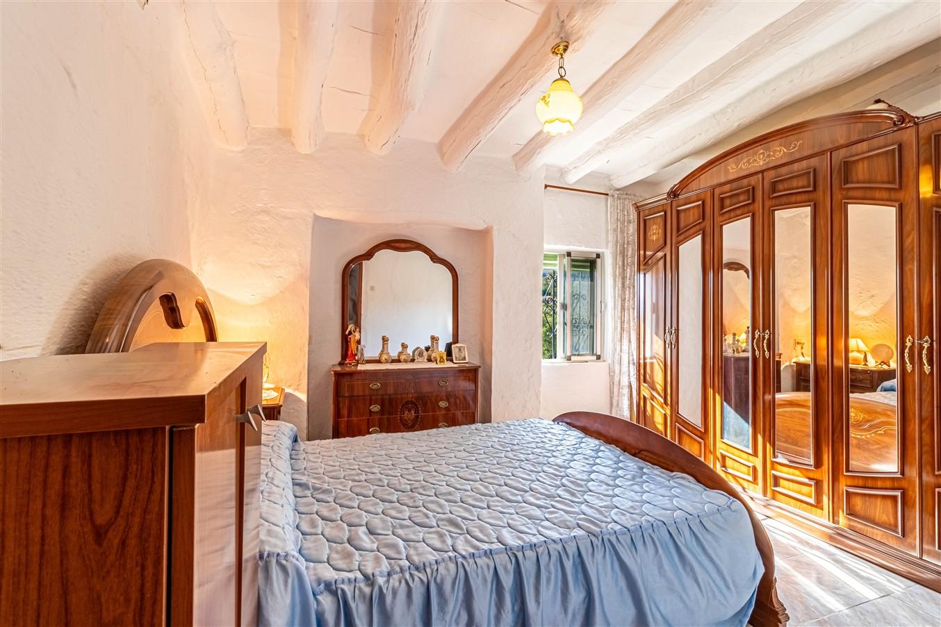 House for Sale in Órgiva