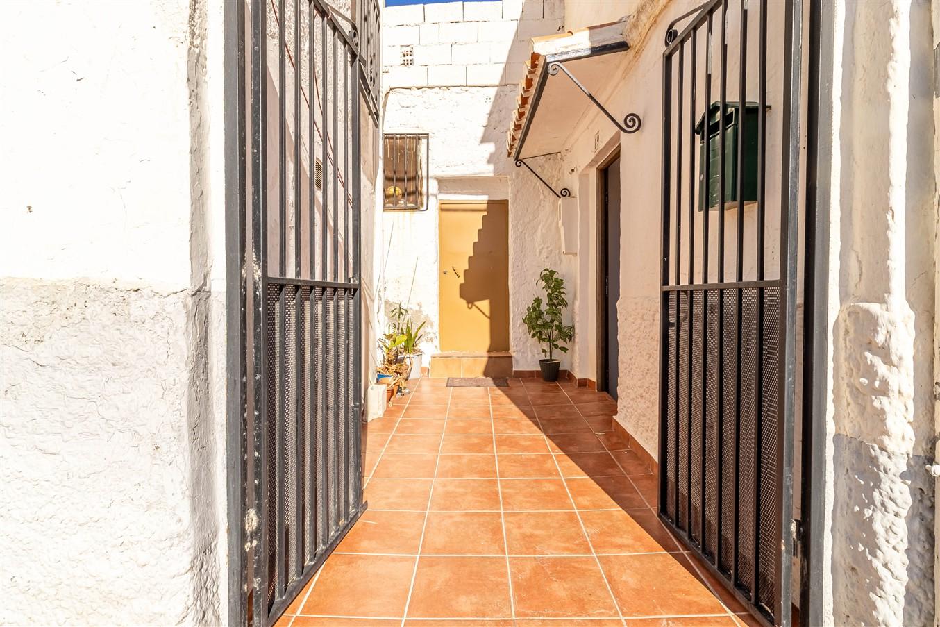 House for Sale in Órgiva