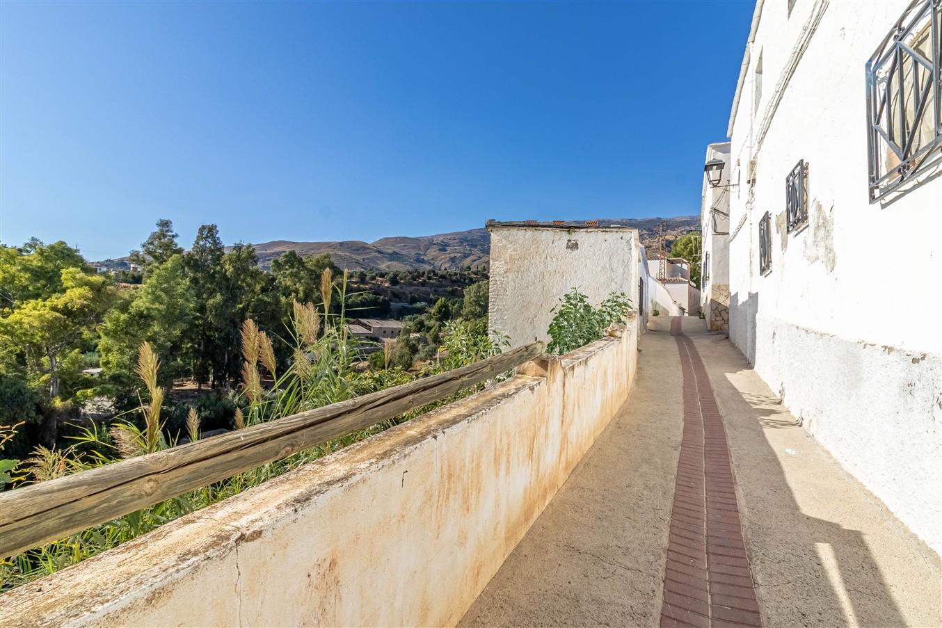 House for Sale in Órgiva