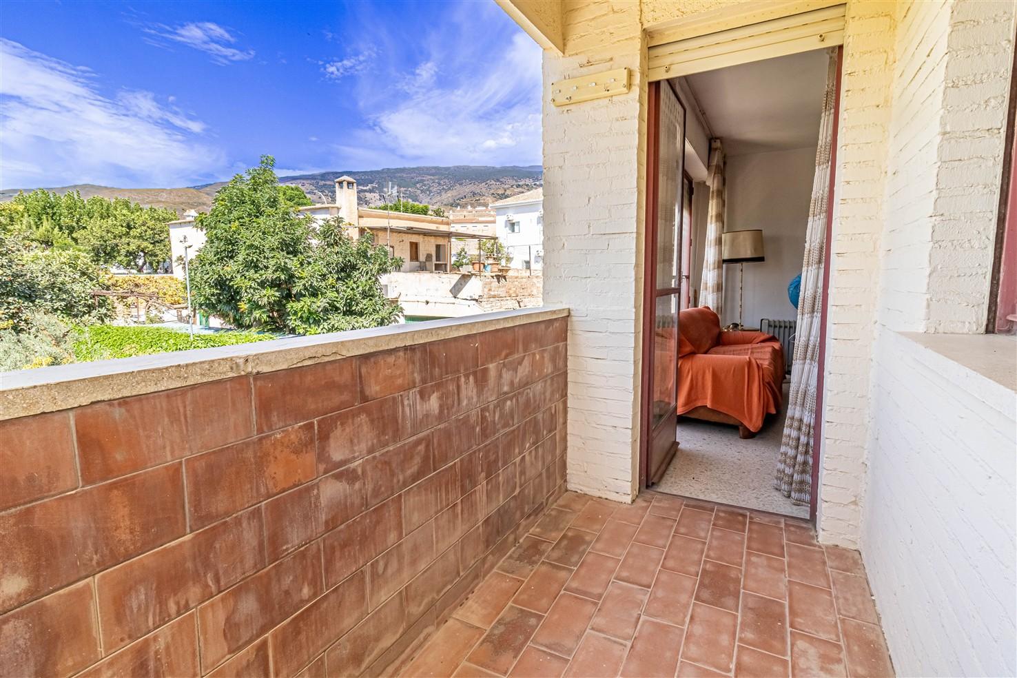 Flat for Sale in Órgiva