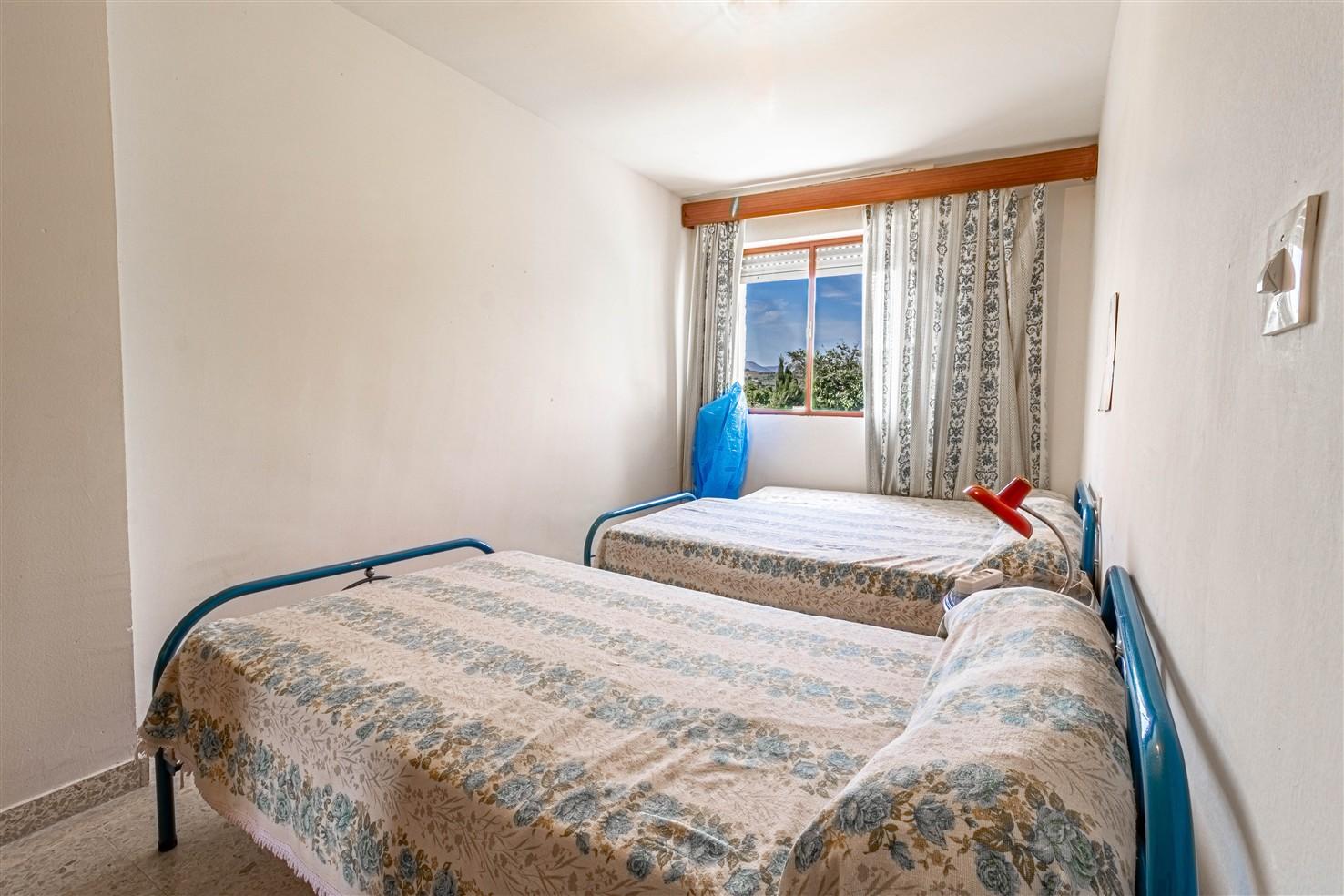 Flat for Sale in Órgiva