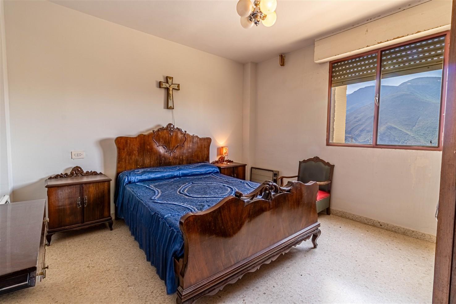 Flat for Sale in Órgiva