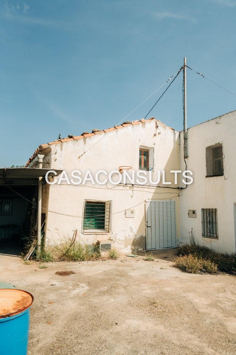 Terraced House for Sale in Culla