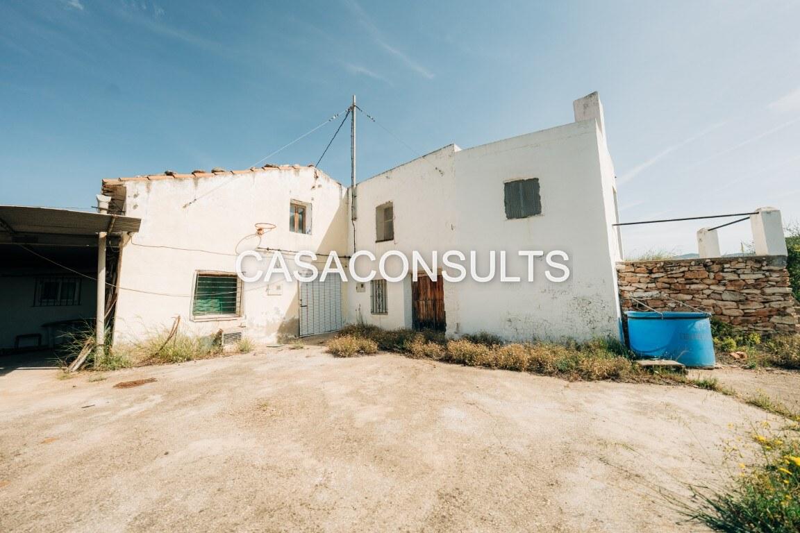 Terraced House for Sale in Culla