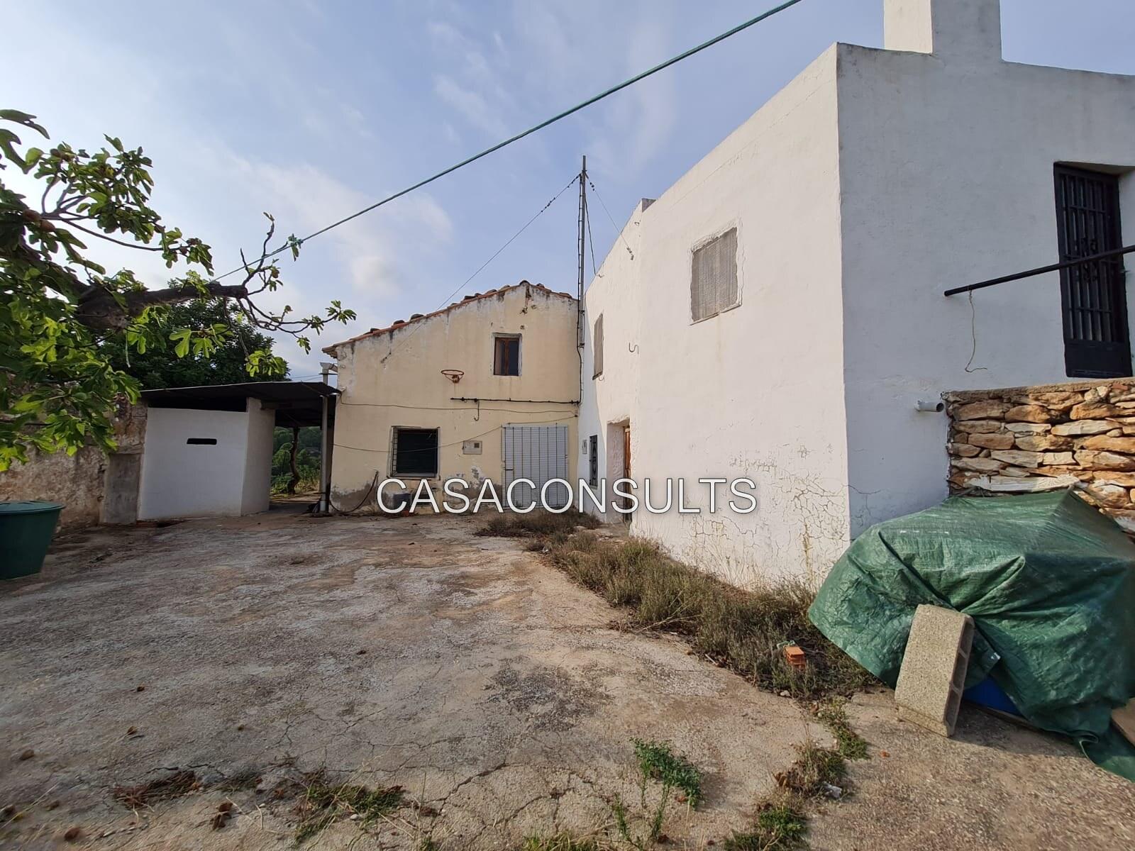 Terraced House for Sale in Culla