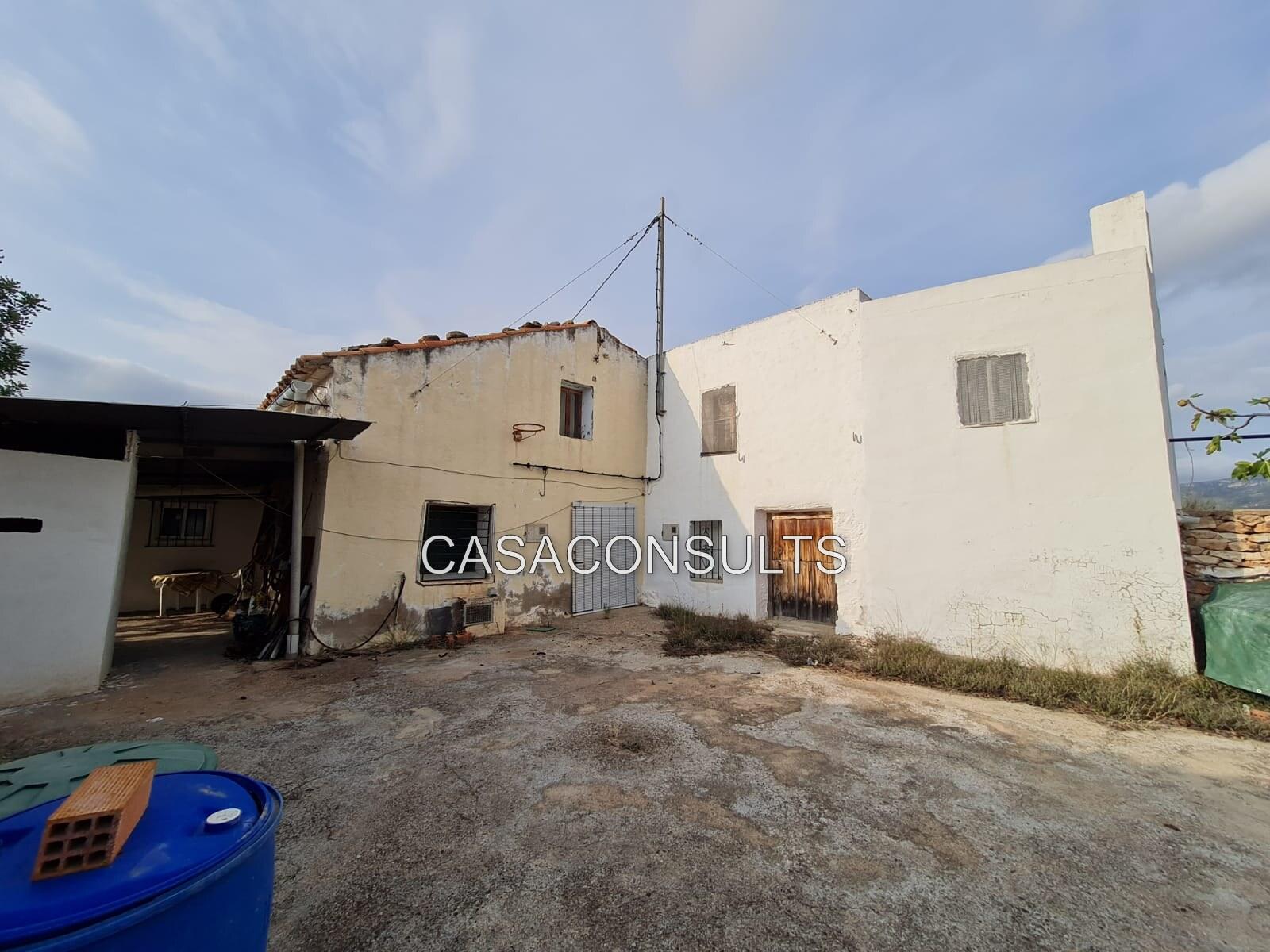 Terraced House for Sale in Culla