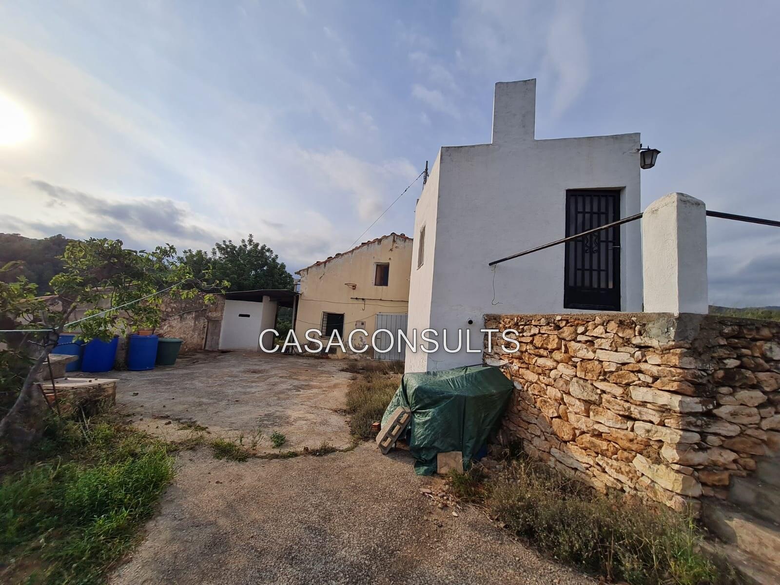 Terraced House for Sale in Culla