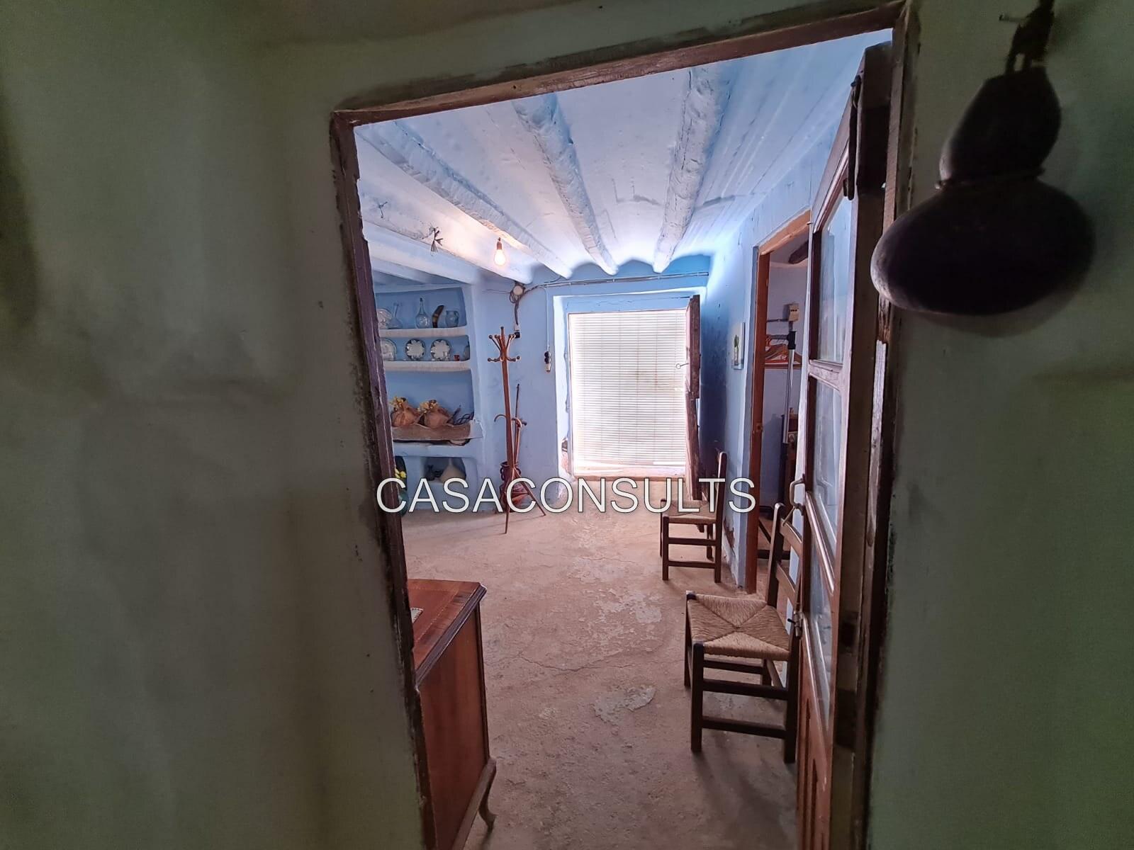 Terraced House for Sale in Culla