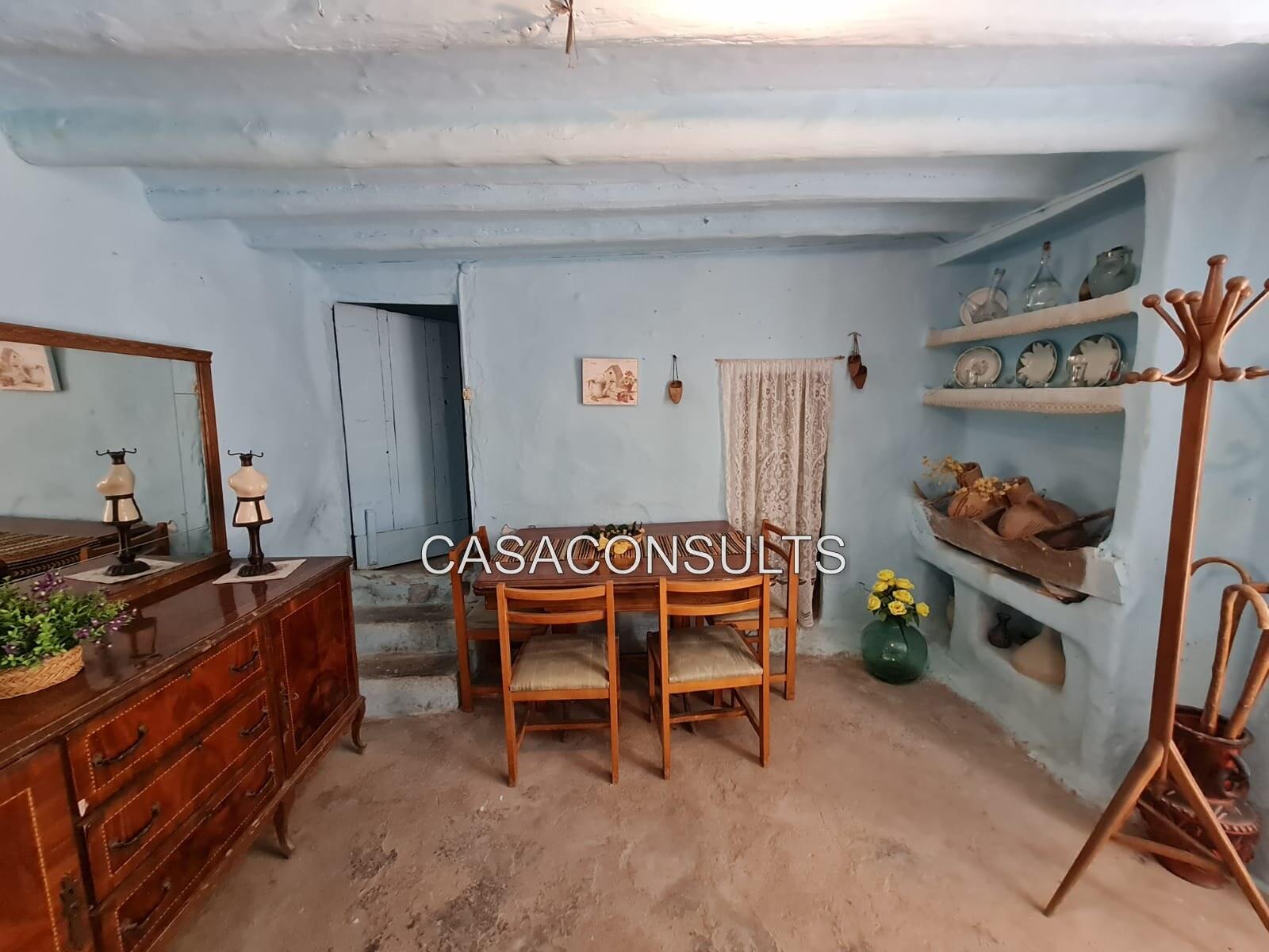 Terraced House for Sale in Culla