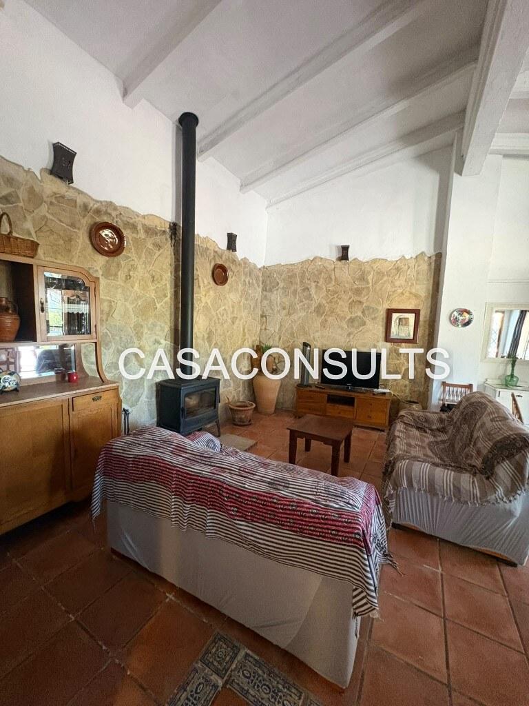 Chalet for Sale in Sierra Engarcerán