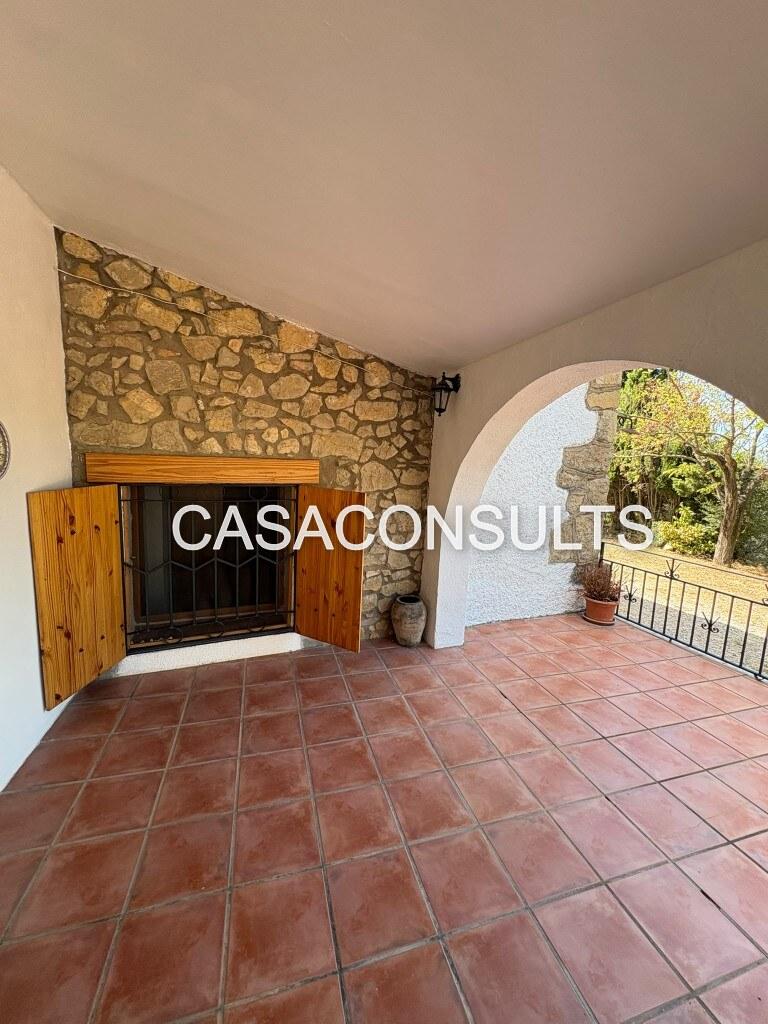 Chalet for Sale in Sierra Engarcerán