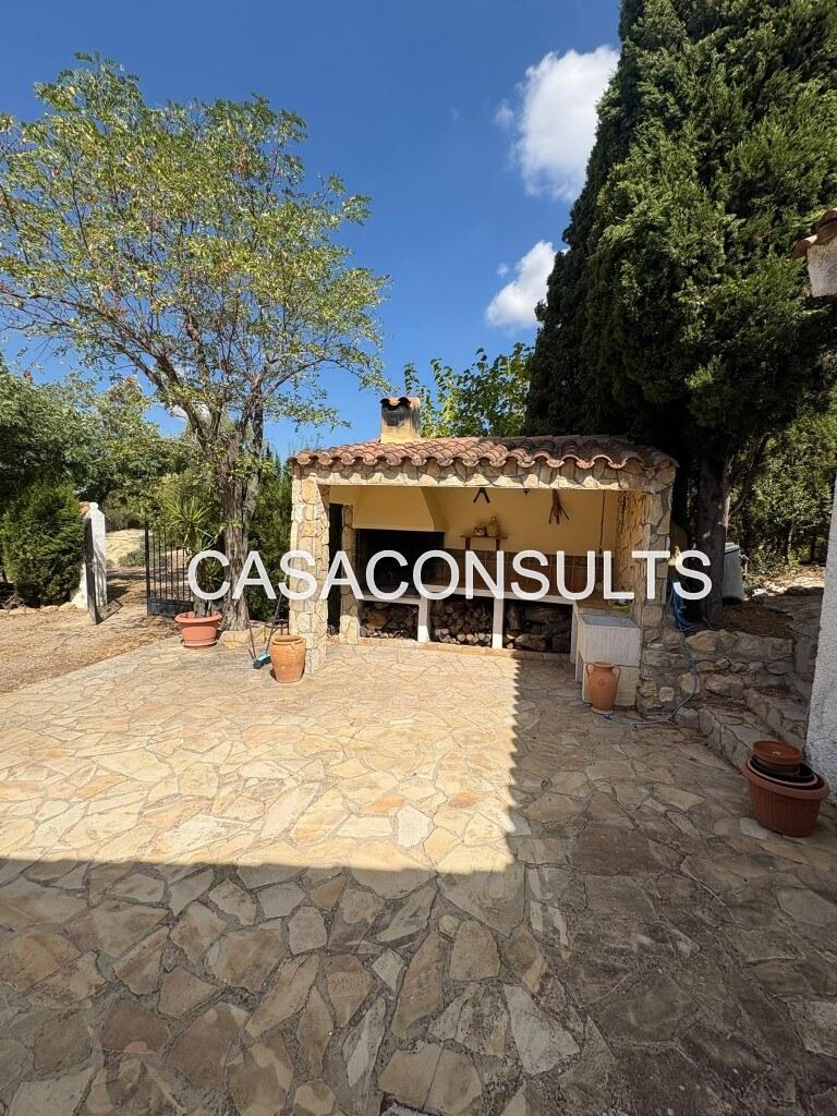 Chalet for Sale in Sierra Engarcerán