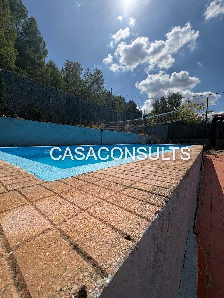 Chalet for Sale in Sierra Engarcerán