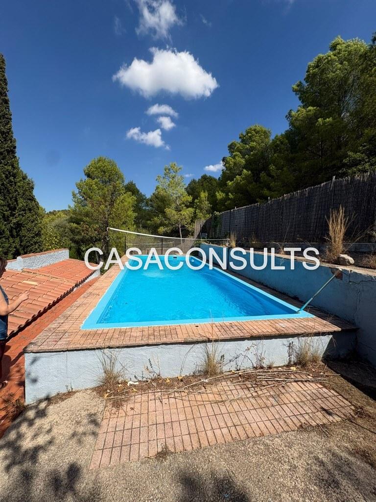 Chalet for Sale in Sierra Engarcerán