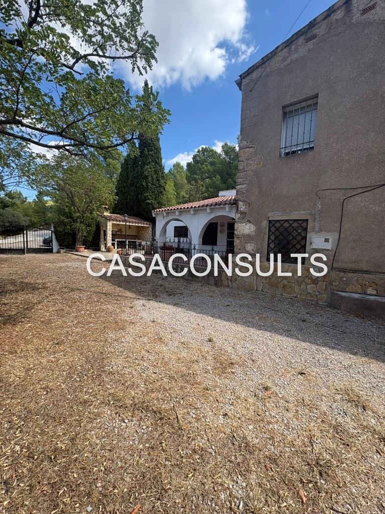 Chalet for Sale in Sierra Engarcerán