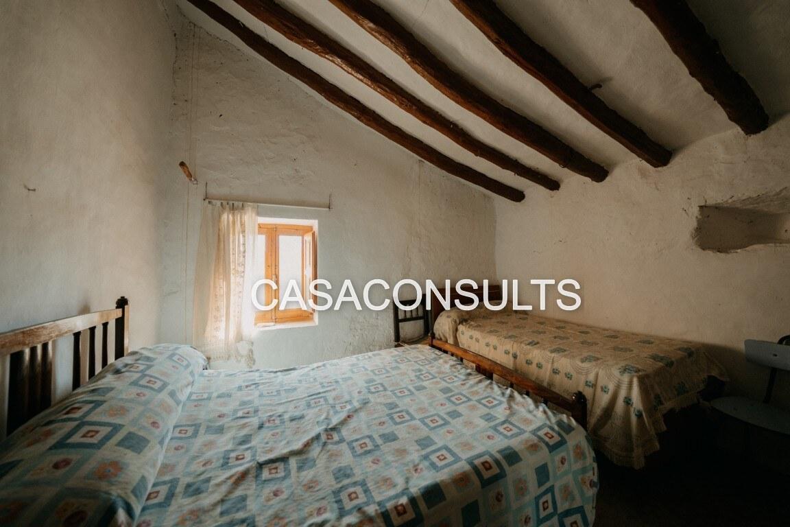 Chalet for Sale in Atzeneta del Maestrat