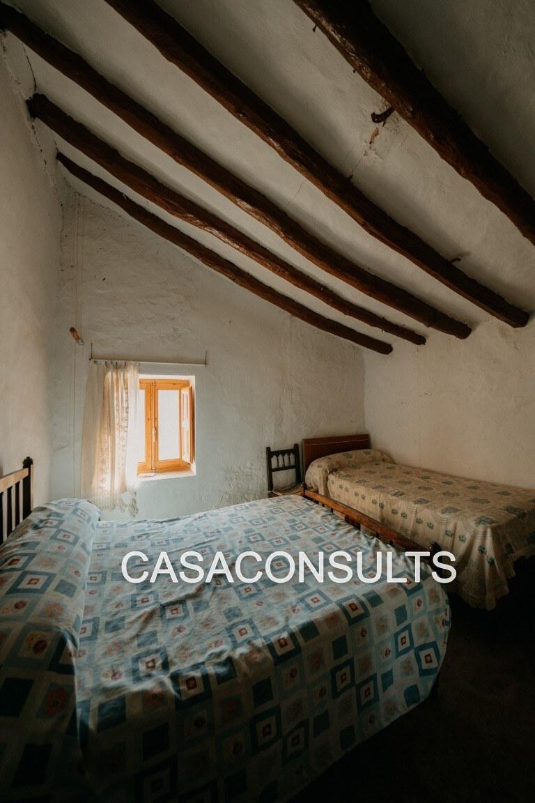 Chalet for Sale in Atzeneta del Maestrat