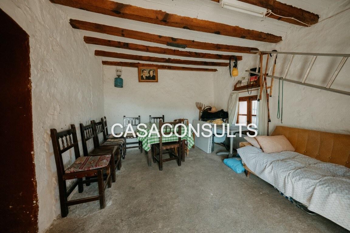 Chalet for Sale in Atzeneta del Maestrat