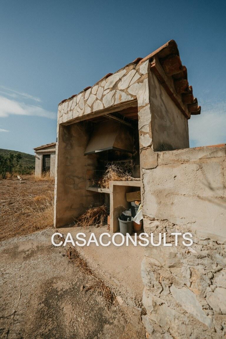Chalet for Sale in Atzeneta del Maestrat