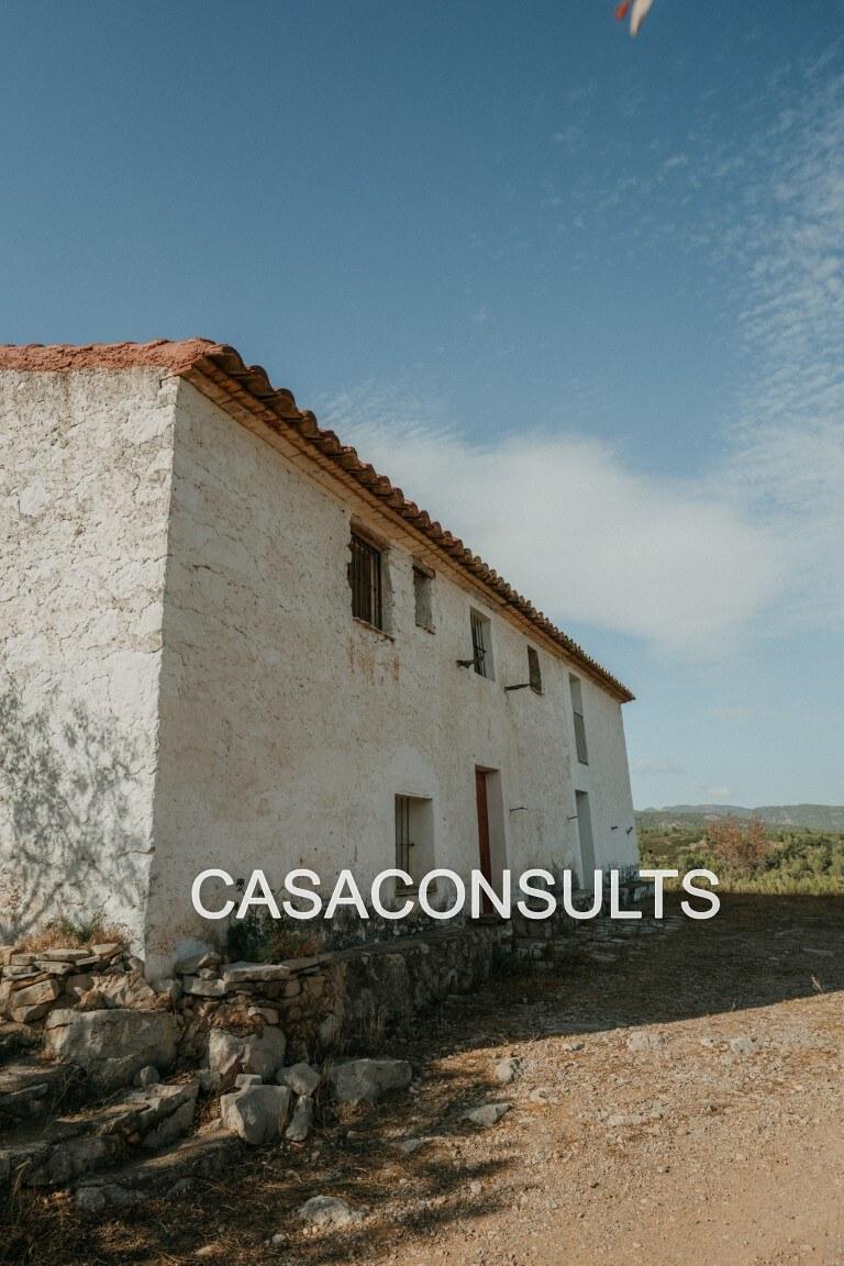 Chalet for Sale in Atzeneta del Maestrat