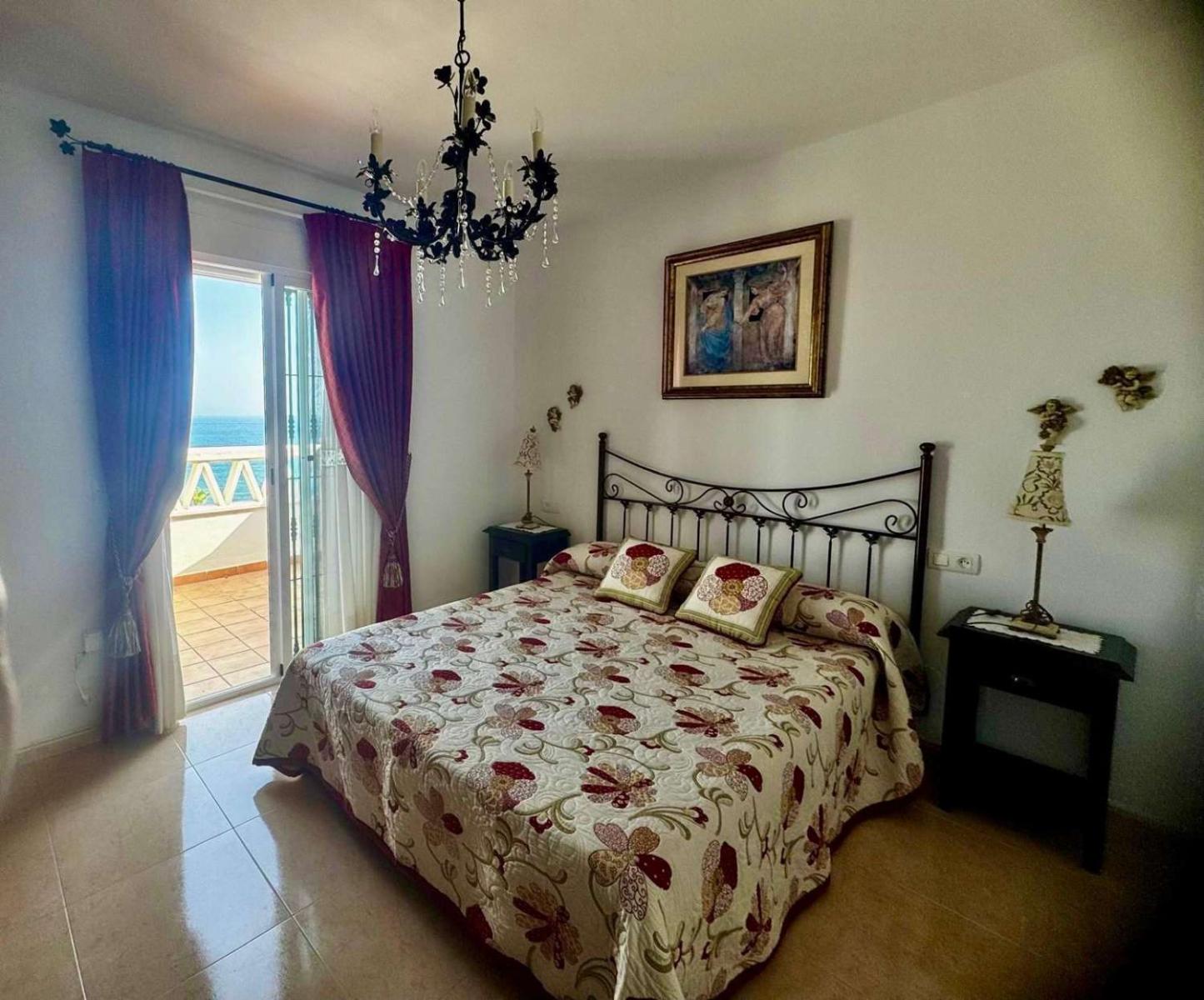 Adosado en Venta en Torrox