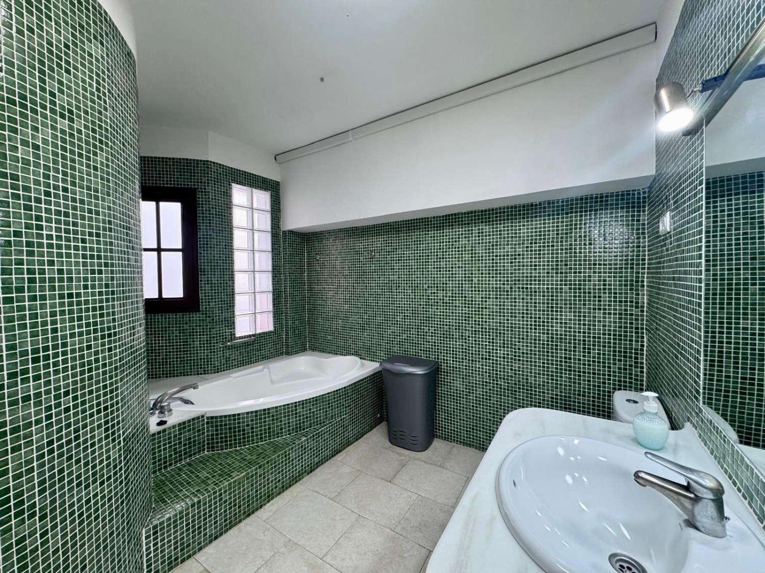 Dúplex en Venta en Frigiliana