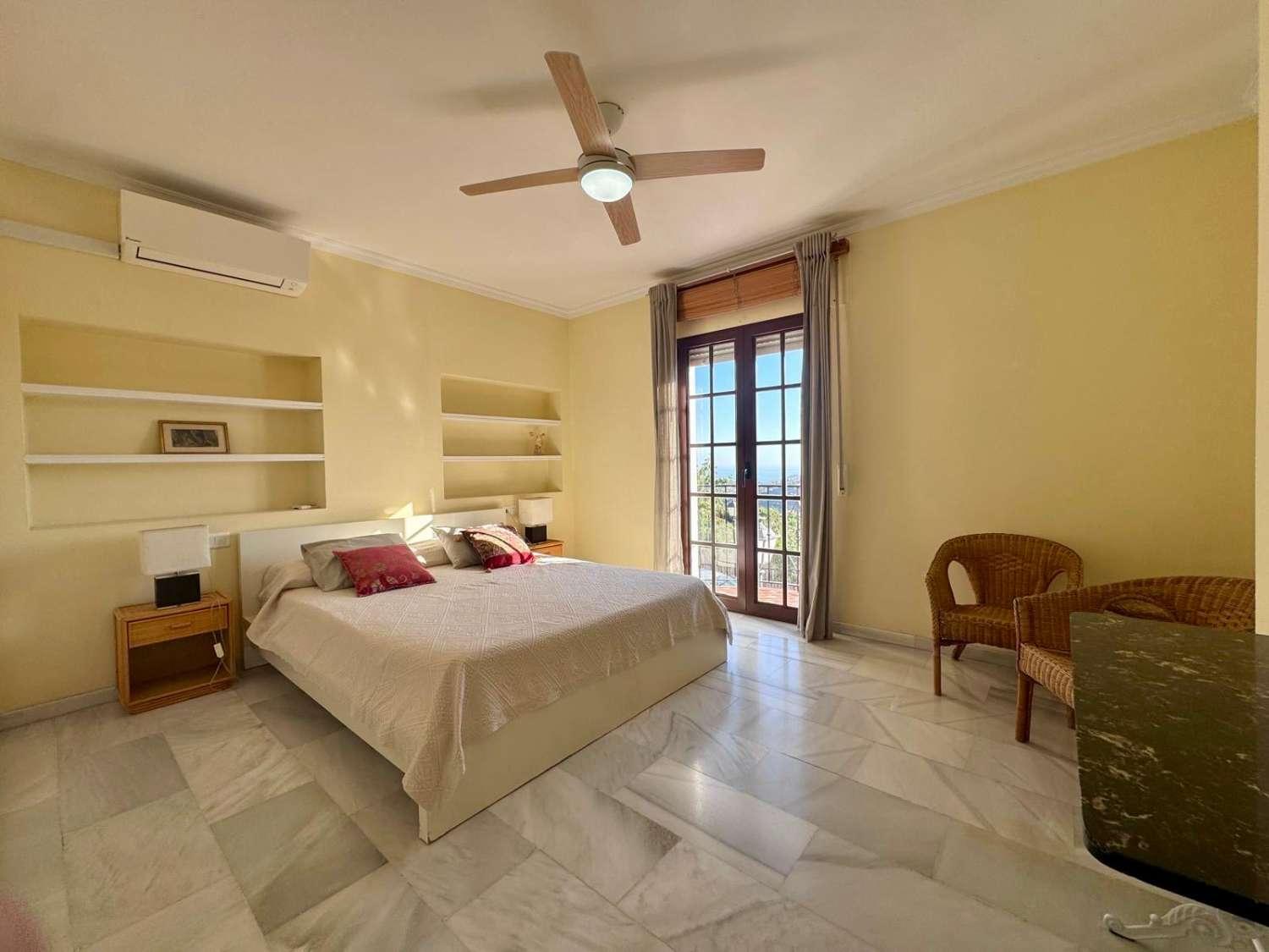 Dúplex en Venta en Frigiliana