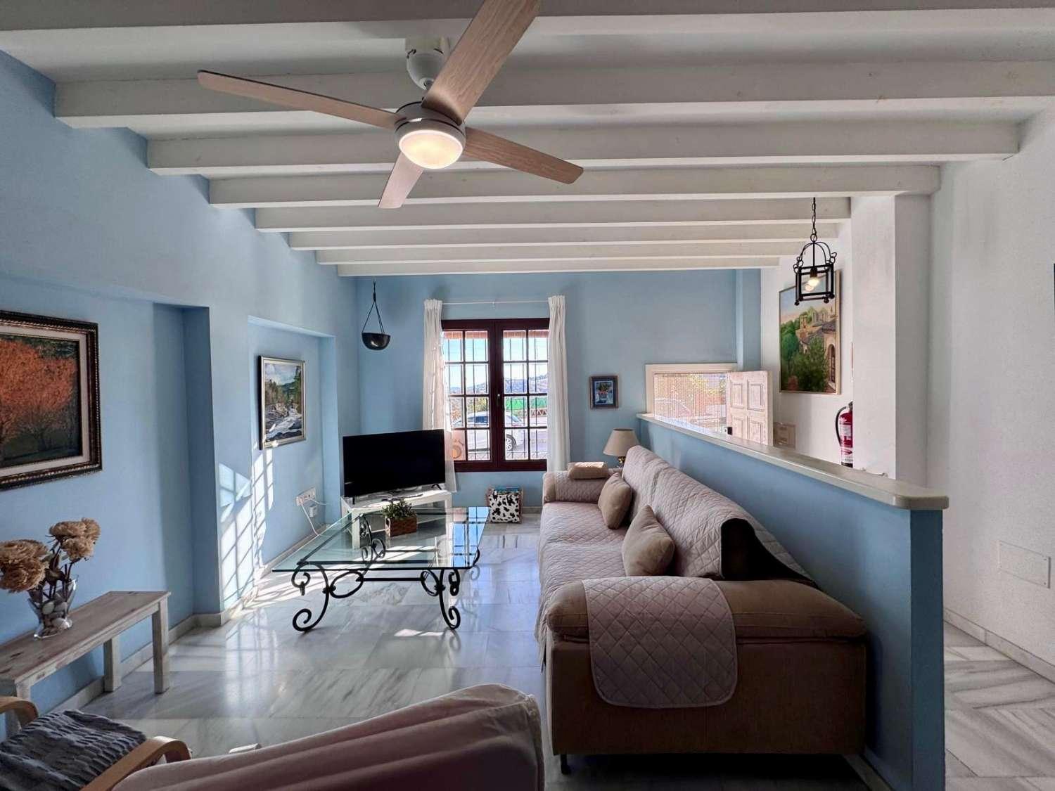 Dúplex en Venta en Frigiliana