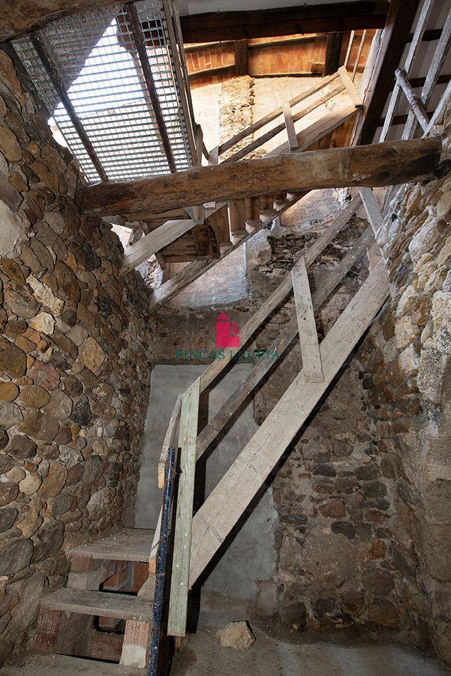 Chalet for Sale in Crespià