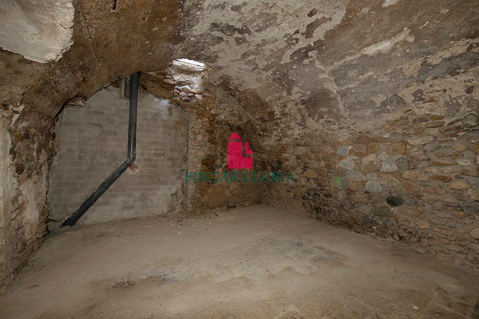 Chalet for Sale in Crespià
