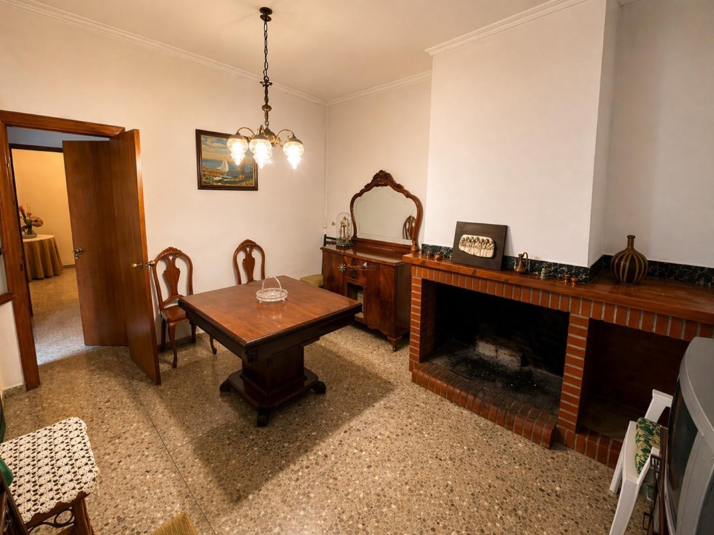 Semi-detached House for Sale in Aielo de Malferit