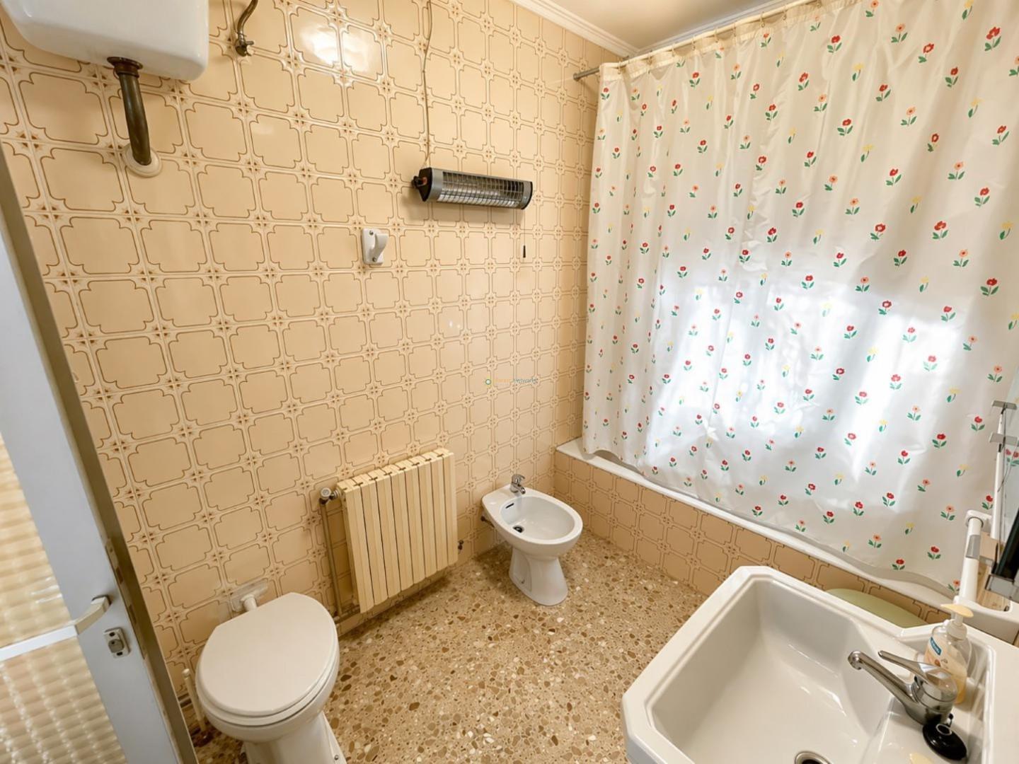 Semi-detached House for Sale in Aielo de Malferit